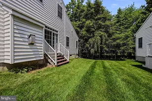 908 Quarter Mile Post, Garnet Valley, PA 19060 - Photo 28