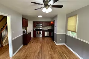 162 Bishops Dr, Chester Heights, PA 19017 - Photo 6