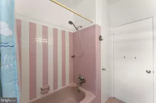 221 Juniper Rd, Havertown, PA 19083 - Photo 18