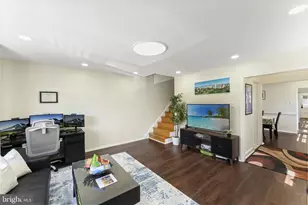 221 Juniper Rd, Havertown, PA 19083 - Photo 6