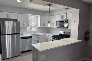 126 N Madison Ave, Upper Darby, PA 19082 - Photo 8
