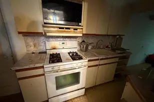 2611 Lindsay St, Chester, PA 19013 - Photo 10