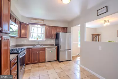 697 Cherry Tree Road, Upper Chichester, PA 19014 - Photo 14