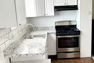 27 Sunshine Rd, Upper Darby, PA 19082 - Photo 6