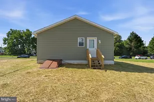 12 Market Ln, Marcus Hook, PA 19061 - Photo 22