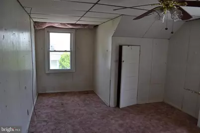530 Pershing Avenue, Collingdale, PA 19023 - Photo 24