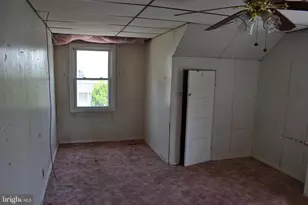 530 Pershing Ave, Collingdale, PA 19023 - Photo 24
