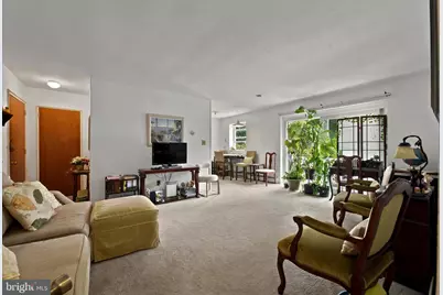 412 N Wayne Avenue #208, Wayne, PA 19087 - Photo 4
