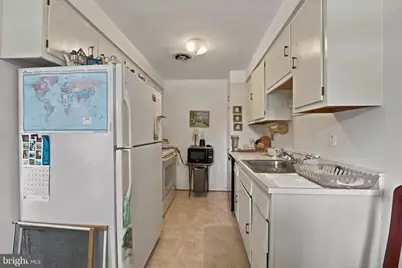 412 N Wayne Avenue #208, Wayne, PA 19087 - Photo 10
