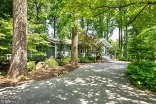 5 Martins Cir, Newtown Square, PA 19073 - Photo 1