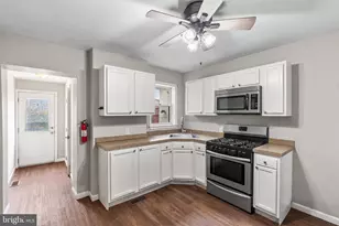 1210 E 11th St, Crum Lynne, PA 19022 - Photo 1