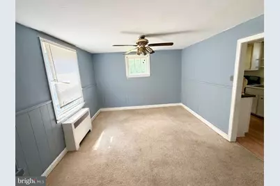 1123 Chester Pike, Crum Lynne, PA 19022 - Photo 4