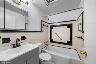 425 Arlington Ave, Upper Darby, PA 19082 - Photo 22