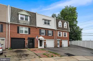 425 Arlington Ave, Upper Darby, PA 19082 - Photo 2