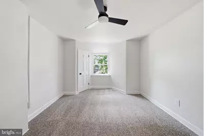 725 Irvington Place, Chester, PA 19013 - Photo 16
