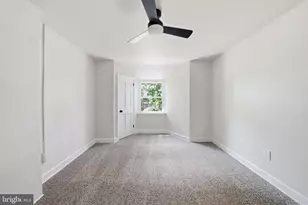 725 Irvington Pl, Chester, PA 19013 - Photo 16