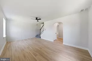 725 Irvington Pl, Chester, PA 19013 - Photo 2