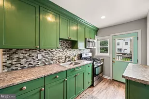 218 N Wycombe Ave, Lansdowne, PA 19050 - Photo 10