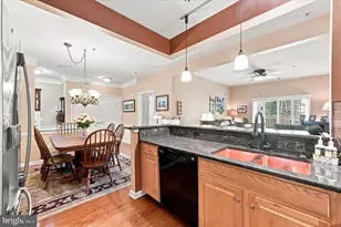 421 Creekside Dr, Brookhaven, PA 19015 - Photo 8