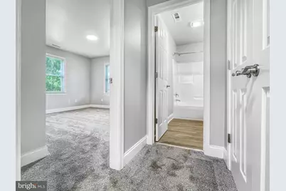 200 Barker Avenue, Sharon Hill, PA 19079 - Photo 8