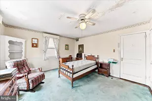 1220 E 12th St, Crum Lynne, PA 19022 - Photo 10