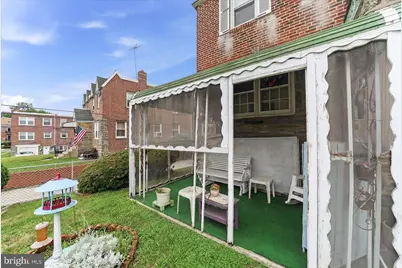 1220 E 12th Street, Crum Lynne, PA 19022 - Photo 2