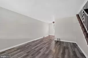 1937 Delmar Dr, Folcroft, PA 19032 - Photo 4