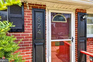 824 Quince Ln, Secane, PA 19018 - Photo 2