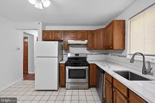 824 Quince Ln, Secane, PA 19018 - Photo 8