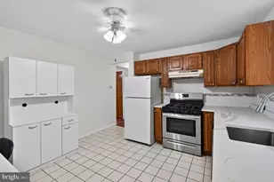 824 Quince Ln, Secane, PA 19018 - Photo 10
