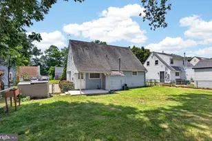 824 Quince Ln, Secane, PA 19018 - Photo 28