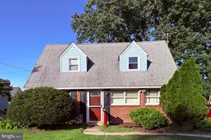 824 Quince Ln, Secane, PA 19018 - Photo 36