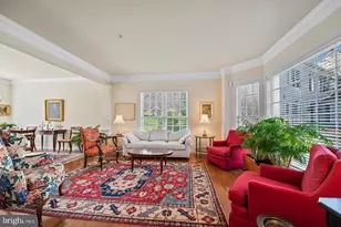 304 Arthur Ct, Newtown Square, PA 19073 - Photo 2