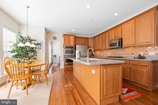 304 Arthur Ct, Newtown Square, PA 19073 - Photo 4