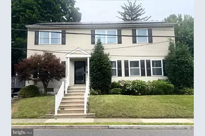 48 E Logan Avenue, Glenolden, PA 19036 - Photo 1