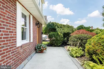 393 Grange Road, Wayne, PA 19087 - Photo 2