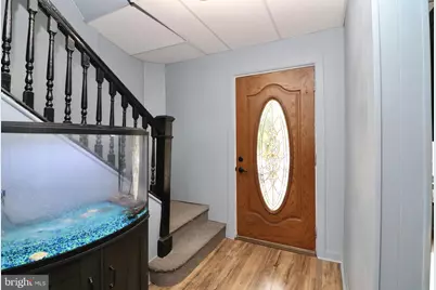 16 Cedar Street, Marcus Hook, PA 19061 - Photo 2