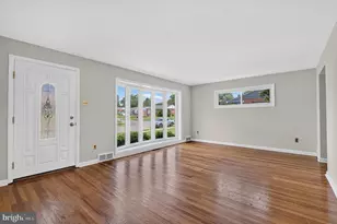 1107 Evergreen Ave, Folsom, PA 19033 - Photo 4