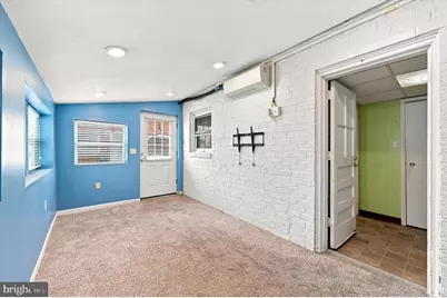 907 Hancock Street, Milmont Park, PA 19033 - Photo 16