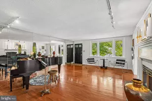 2600 Wendy Rd, Havertown, PA 19083 - Photo 8