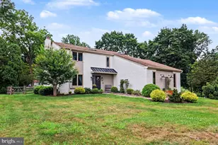 25 E Knowlton Rd, Media, PA 19063 - Photo 4
