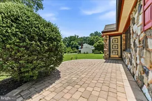 2732 Old Cedar Grove Rd, Broomall, PA 19008 - Photo 6