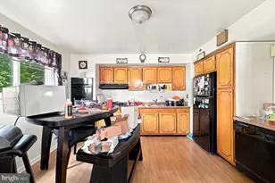 255 Berkley Ave, Lansdowne, PA 19050 - Photo 10