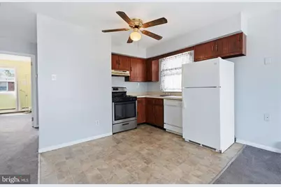 15 Alicia Court, Glenolden, PA 19036 - Photo 4