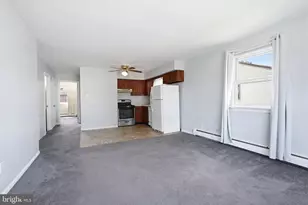 15 Alicia Ct, Glenolden, PA 19036 - Photo 2