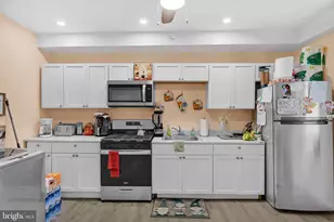 402 Market St, Marcus Hook, PA 19061 - Photo 12