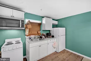 402 Market St, Marcus Hook, PA 19061 - Photo 20