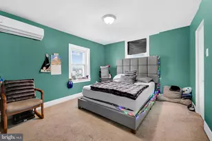 402 Market St, Marcus Hook, PA 19061 - Photo 12