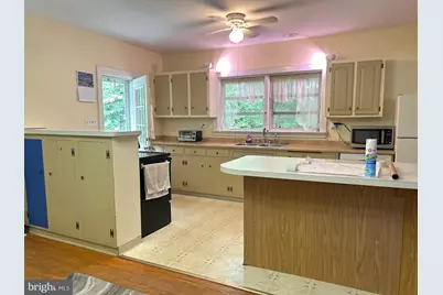 30 S Elmwood Avenue, Glenolden, PA 19036 - Photo 6