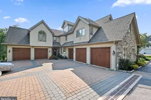 365 Arbor Cir, Media, PA 19063 - Photo 2